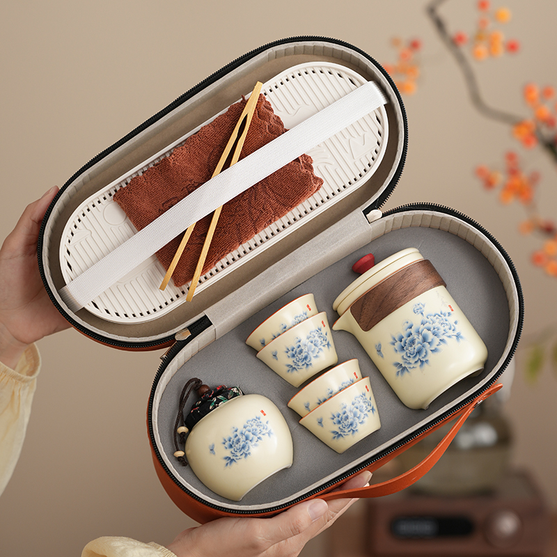 2025新款旅行茶具套组陶瓷泡茶壶茶杯高档外出汝窑快客杯商务定制