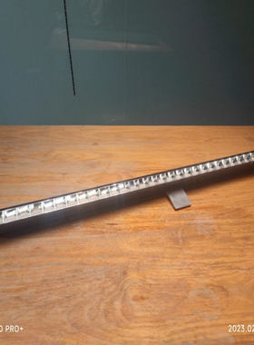 led办公线条防眩格栅灯UGR19厂家值供高端写字楼一字灯商店吊线灯