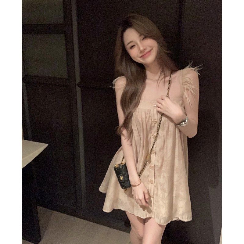 法式甜辣风小个子方领吊带连衣裙季流苏单排扣设计感甜美短裙子,女装/女士精品,时尚防晒服,淘宝优惠券,粉丝福利购,淘宝优惠卷