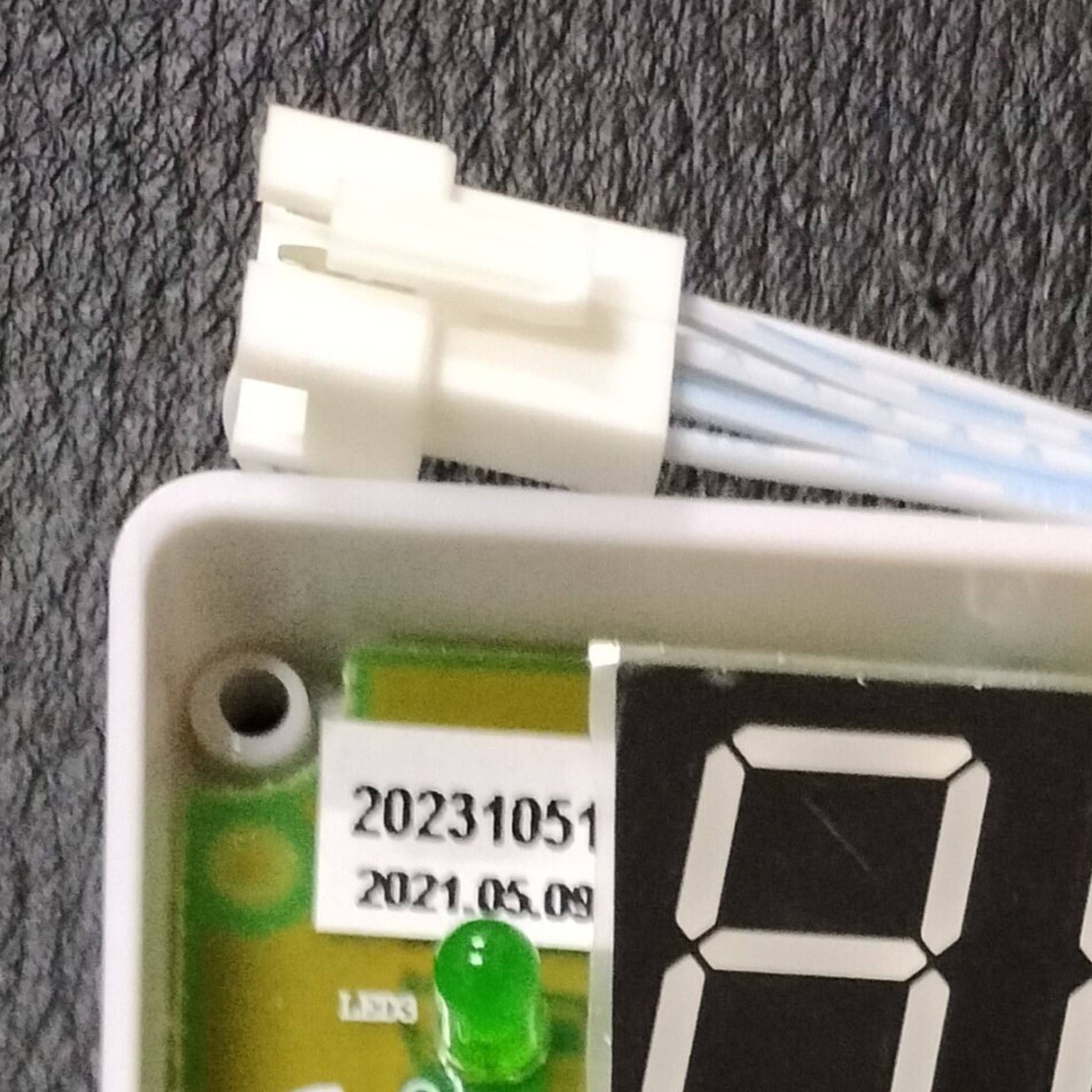 燃气恒温热水器控制面板百威显示屏20231051串口母插头
