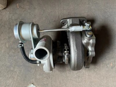 久保田收割机发动机涡轮增压器 TD03 49131-02090久保田V2403农机