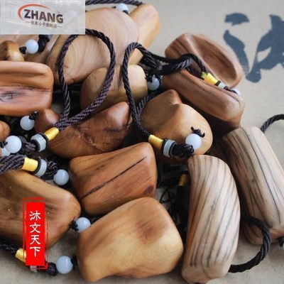 崖柏手把件 成品太行山陈化原木老料随形瘤花工艺根雕小摆件