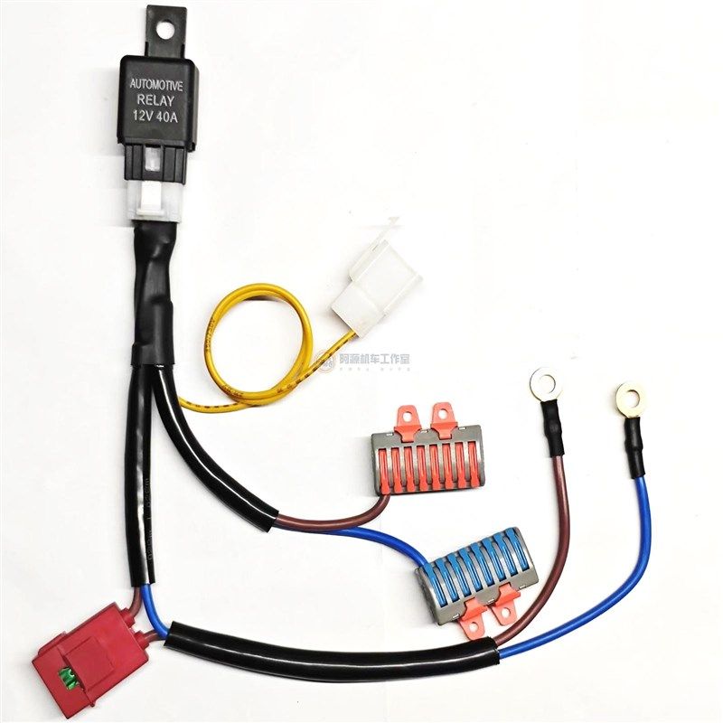 摩托机车射灯加热手把防馈电USB记录仪ACC分线器免破线电源管理