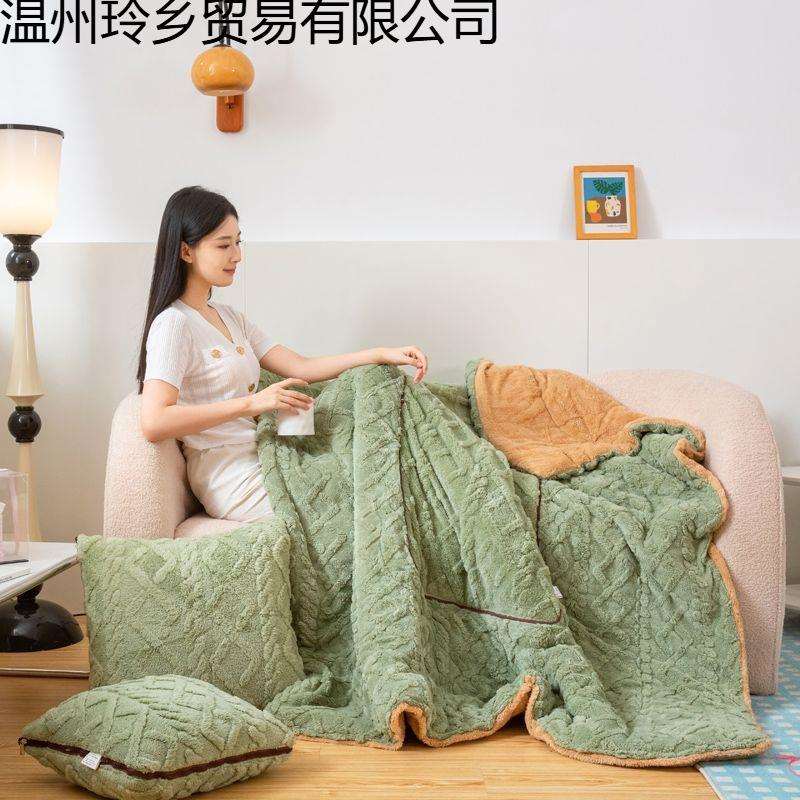 冬季加厚塔芙蓉绒抱枕被子两用可爱靠枕二合一午睡枕头汽车上折叠