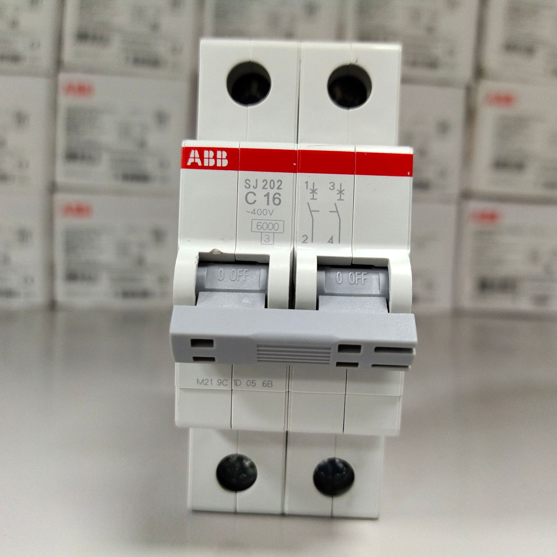 ABB交流空开S204M-C63；2CDS274001R0634