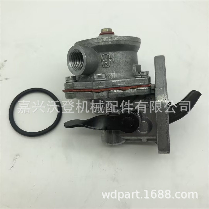 04231021 04230566 04238003燃油泵适用于道依茨F2L 912 F3L