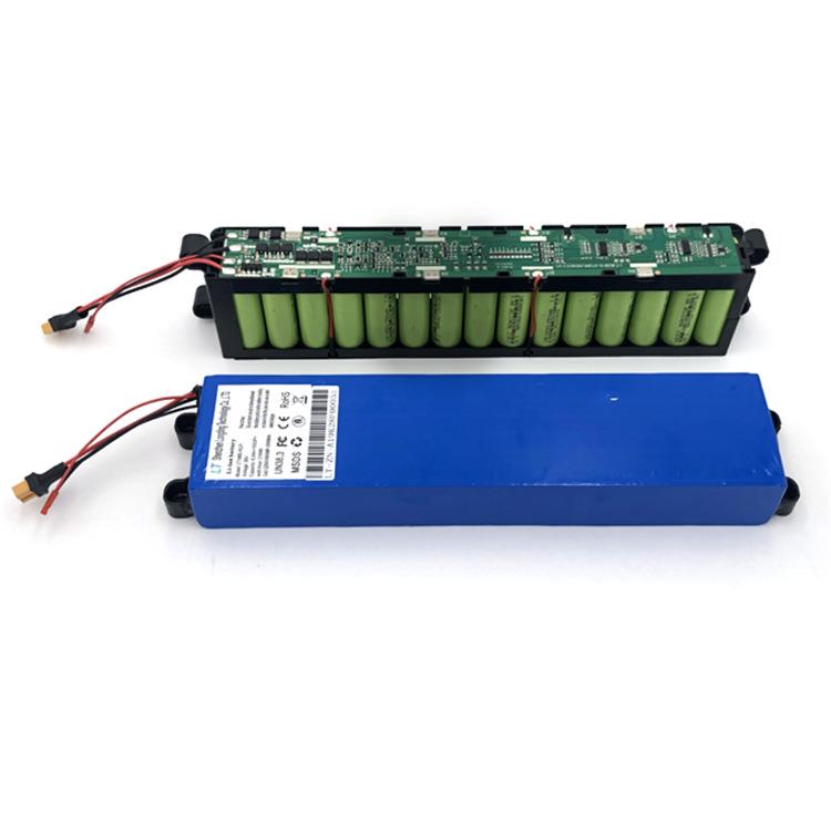 工厂订制36V7.5A滑板车电池组18650锂电