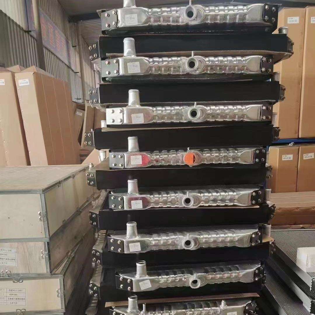 龙工装载机LG85585685085350NC水箱散热器油散