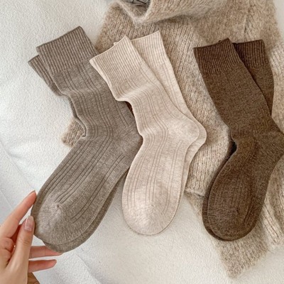 燕麦色袜子女中筒袜miu系配勃肯鞋秋冬款琥珀流光风堆堆袜长袜