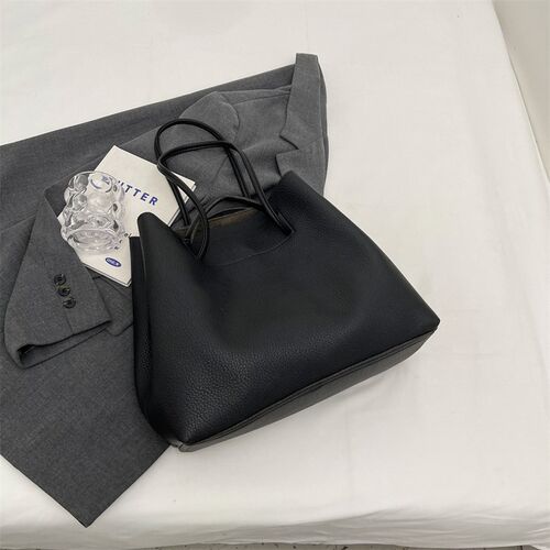 大容量包包女通勤托特气质韩系慵懒风上班族手提棕色软皮单肩包