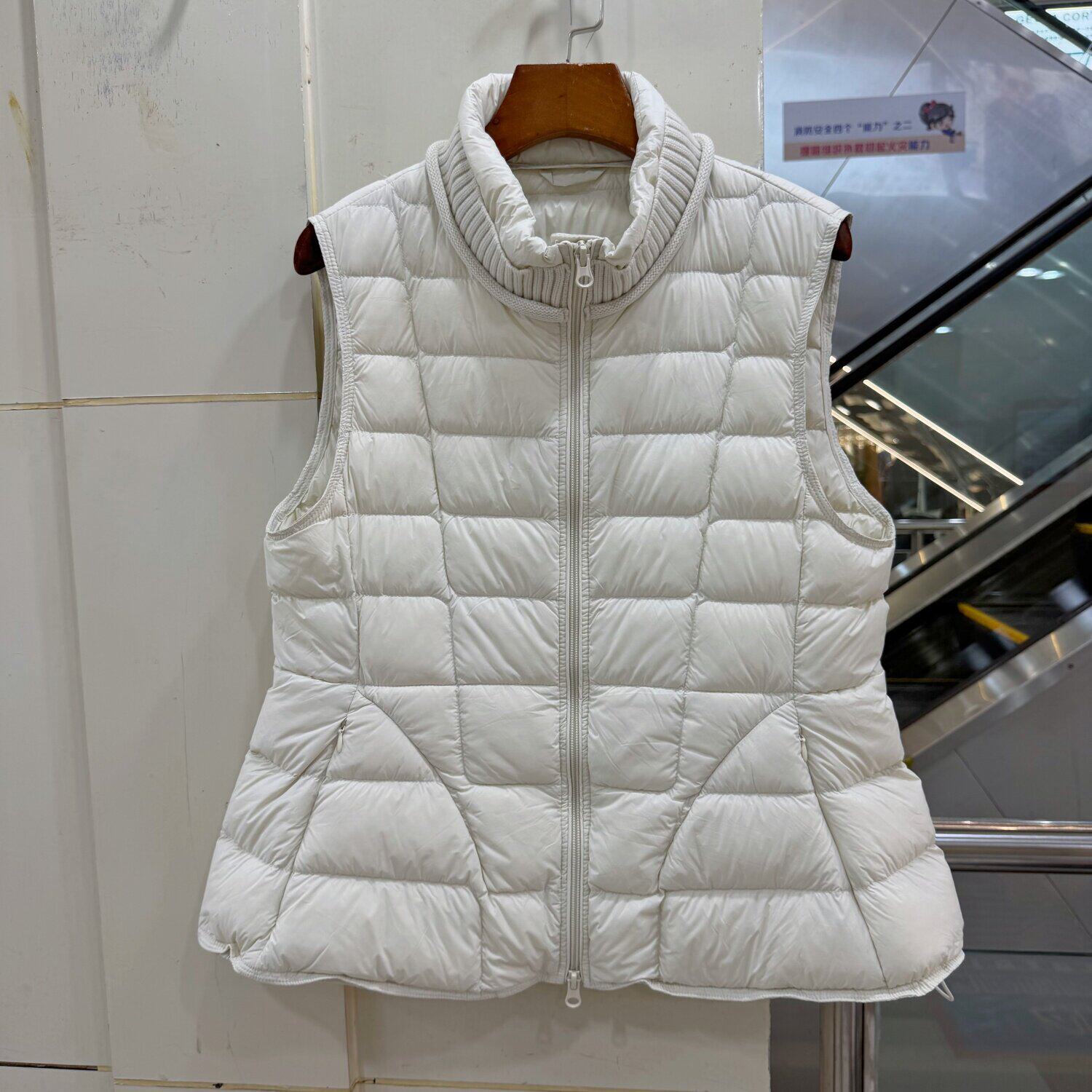 H66903欧货拼针织立领鸭绒羽绒马甲女无袖小蛮腰显瘦轻薄减龄外套