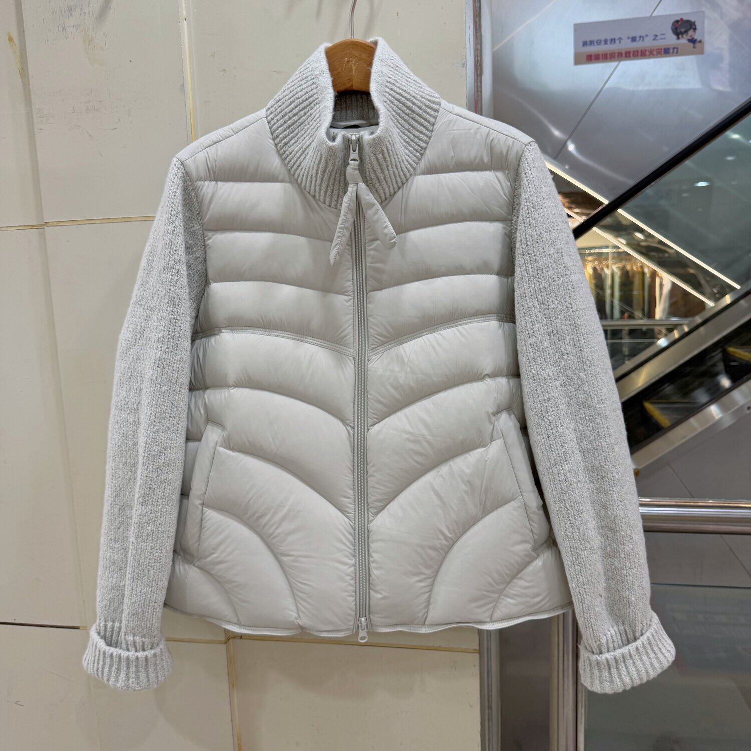 P-88581欧货针织拼接立领羽绒服女短款减龄90白鸭绒小个子外套冬