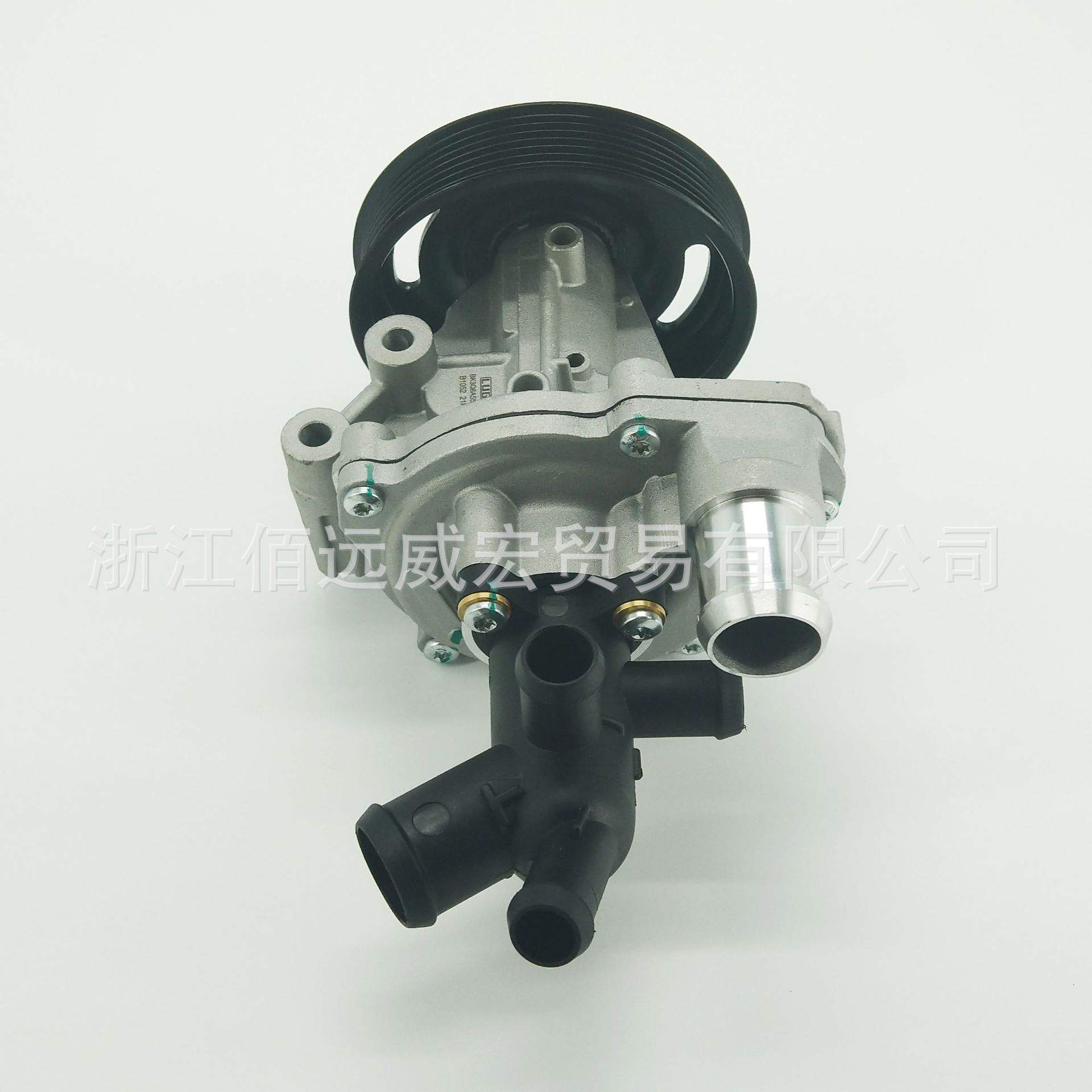 适用福特新世代全顺水泵总成 Ford Transit MK7 DC1Q-8A558-AA