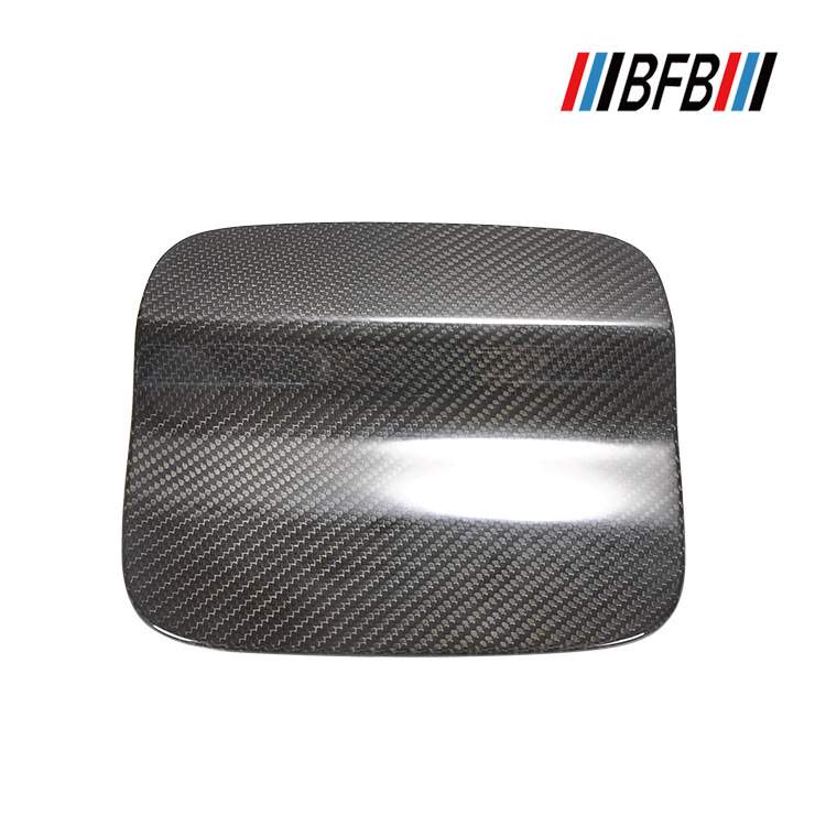 适用于宝马X5  F15  2014-2018年碳纤维油箱盖贴 干碳油箱盖壳罩