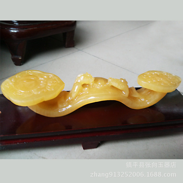 米黄玉如意摆件厂家批发 黄玉二龙戏珠玉摆件家居办公摆件批发