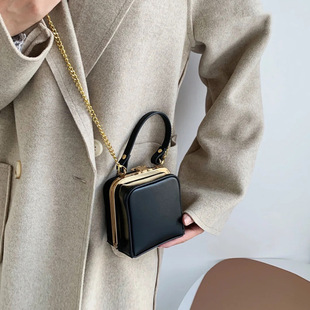 装手机的小斜挎包斜挎单肩包凯旋门耳机包口红包花盒小包新款手提