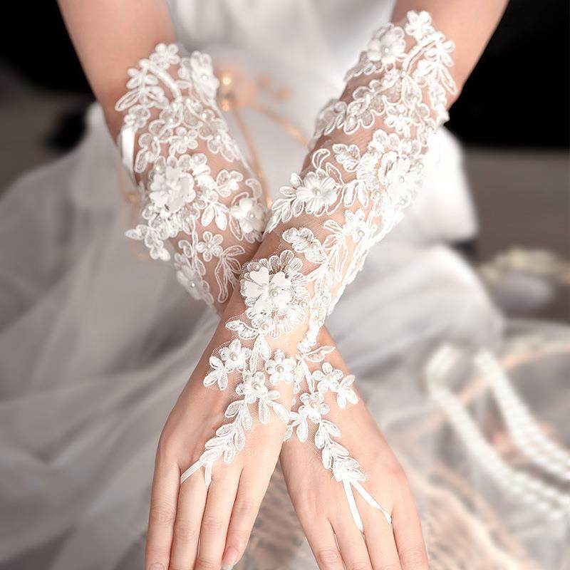 新娘手臂装饰礼服遮手臂神器婚纱袖套遮手臂法式婚纱手套新款镂空