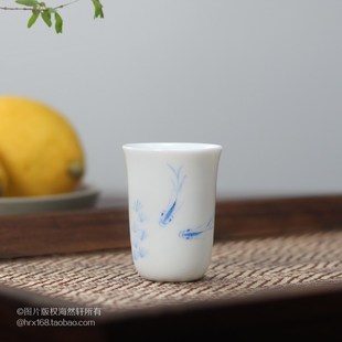 潮州老彩瓷厂陶瓷手绘小鱼品茗杯 功夫杯工夫茶具闻香杯 小酒杯