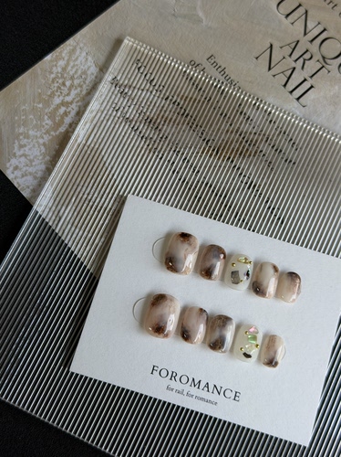 Foromance.【琥珀碎光】琥珀晕染 通透底色 短方圆 穿戴甲
