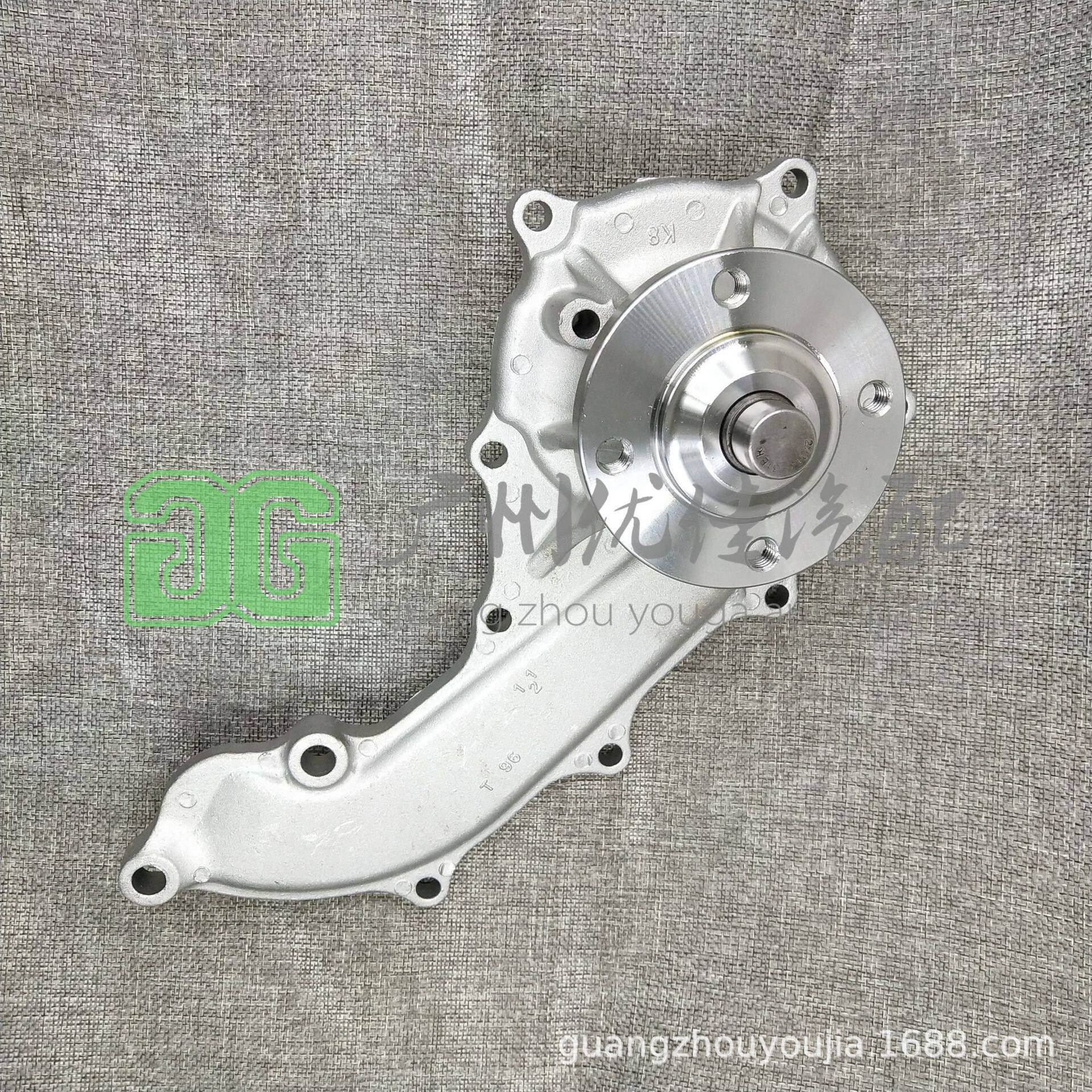 适用于丰田1TR/2TR发动机水泵