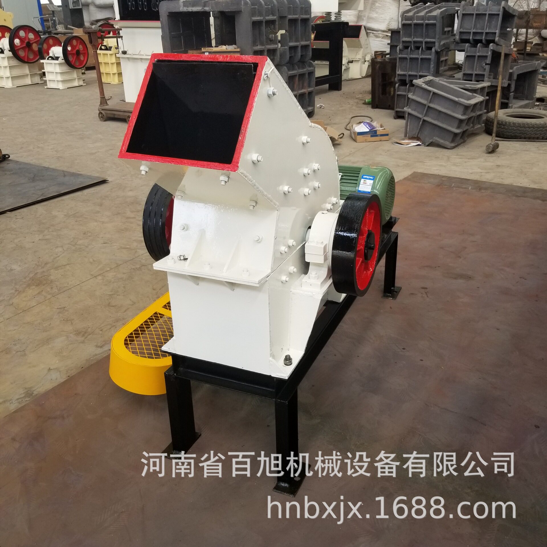 小型柴油甩锤式打沙机玻璃砖瓦制砂机石灰石煤炭PC系列锤式破碎机