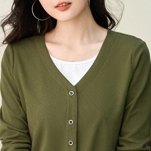 纯棉假两件宽松打底上衣女春秋新款v领长袖t恤女大码休闲外穿秋衣