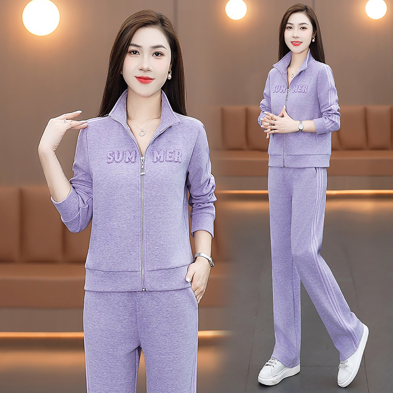 2025早秋流行穿搭一整套炸街减龄粉色外套阔腿裤休闲运动两件套女