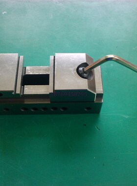 高精度QKG25/50/60/63/73/88/100/125/150型快动精密工具平口钳