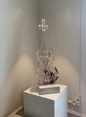 创意小提琴客厅艺术音乐落地摆件玄关柜酒柜样板间客厅家居装饰品