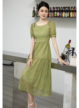 绿色蕾丝晚礼服女2024新款夏轻奢小众连衣裙平时可穿高级感主持人