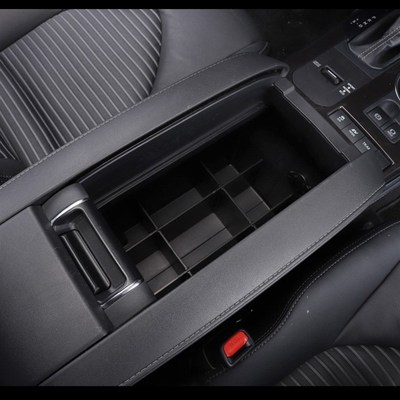 丰田汉兰达汽车扶手箱储物盒实用外观改装大全配件装饰品用品
