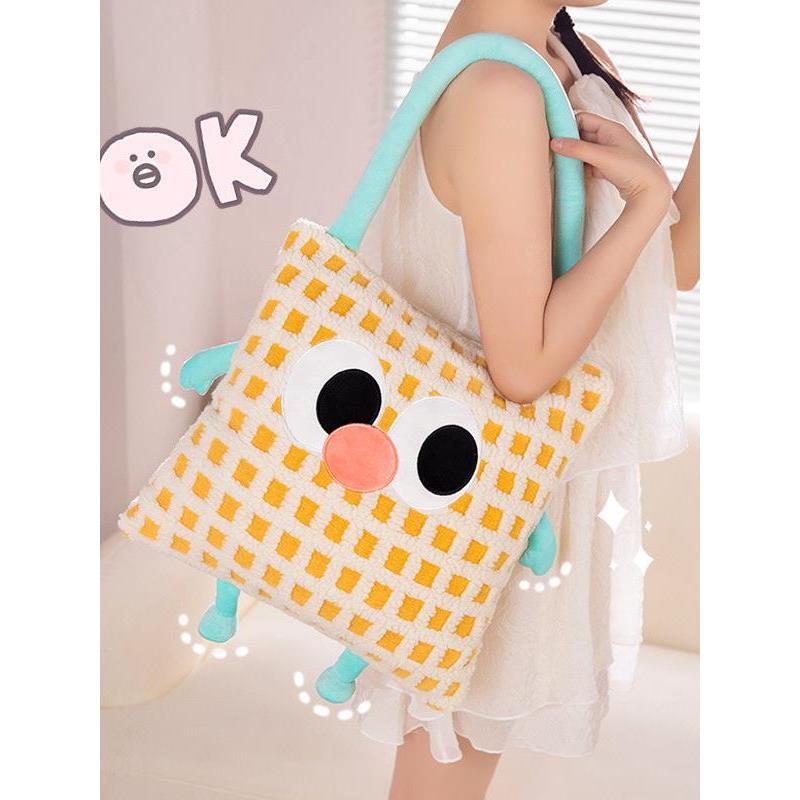 多巴胺手提抱枕大眼毛绒方形靠枕二合一午睡毯车载靠垫两用休闲枕