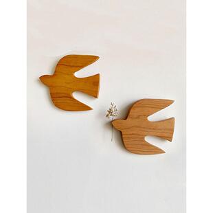 樱桃木鸟挂件墙壁挂饰原木风纯实木装饰手工家居工艺品温馨小燕子