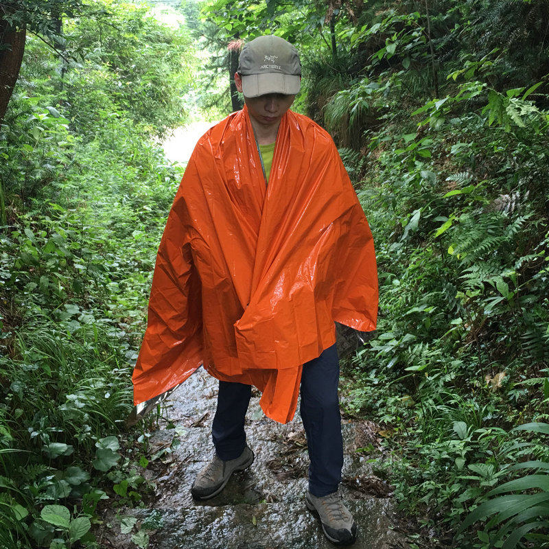 [26微米PE铝膜]户外保温救生毯急救毯保暖防晒太空毯反光睡袋帐篷