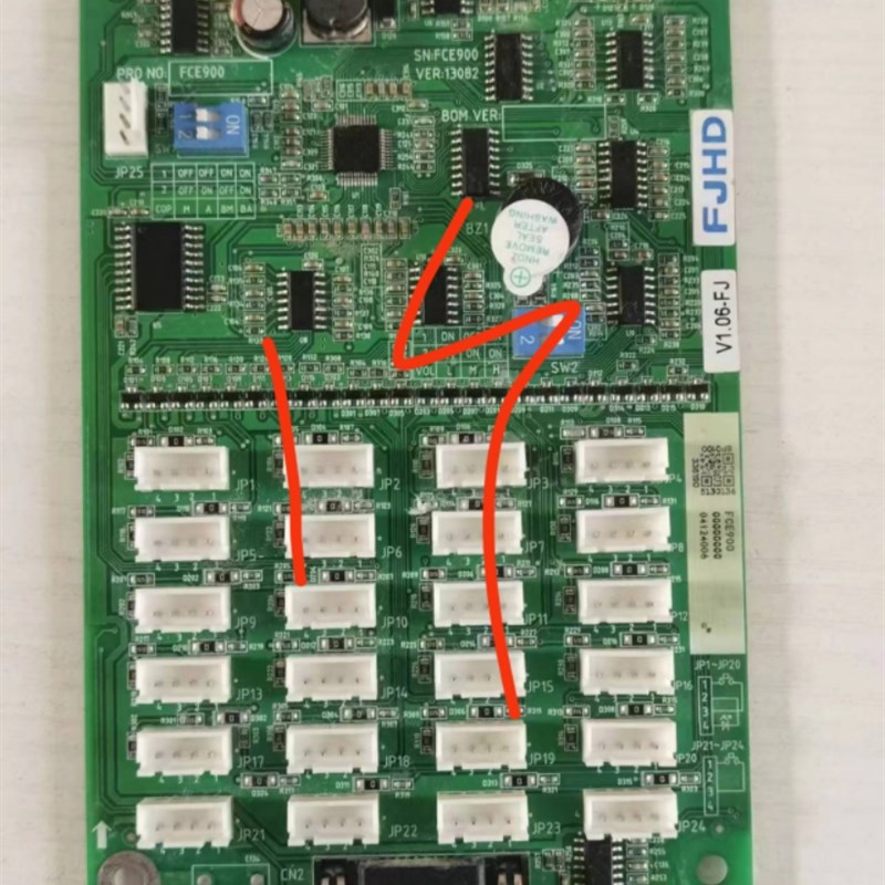 电梯配件恒达富士轿厢指令板