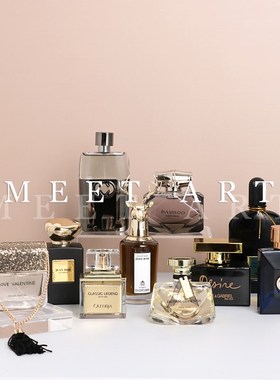 简约样板间香水口红道具 衣帽间搭配组合 梳妆台装饰软装饰品摆件