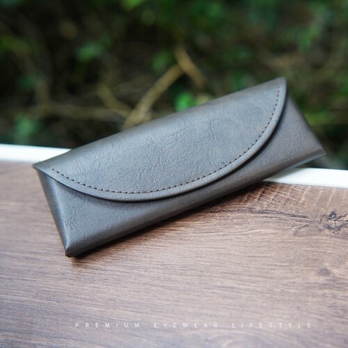 MARCWOOD眼镜盒送眼镜布