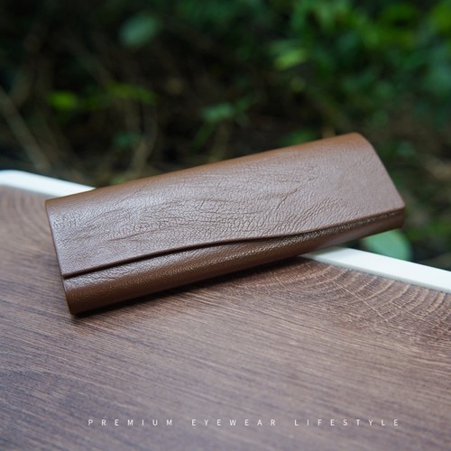 MARCWOOD眼镜盒送眼镜布