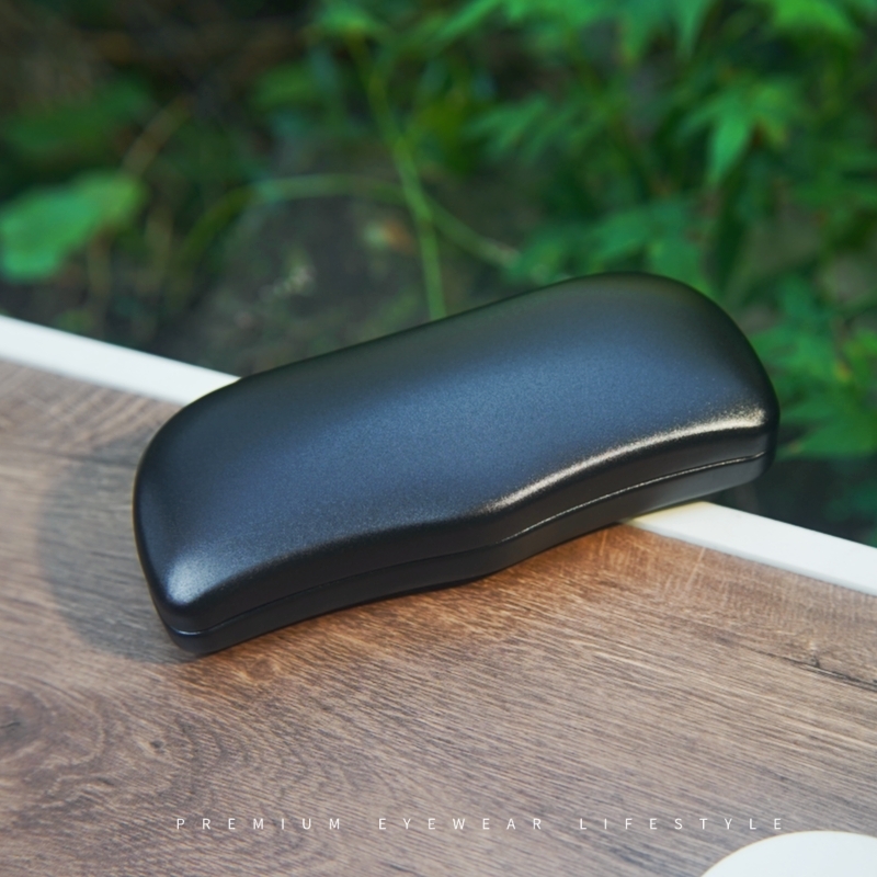 MARCWOOD眼镜盒送眼镜布