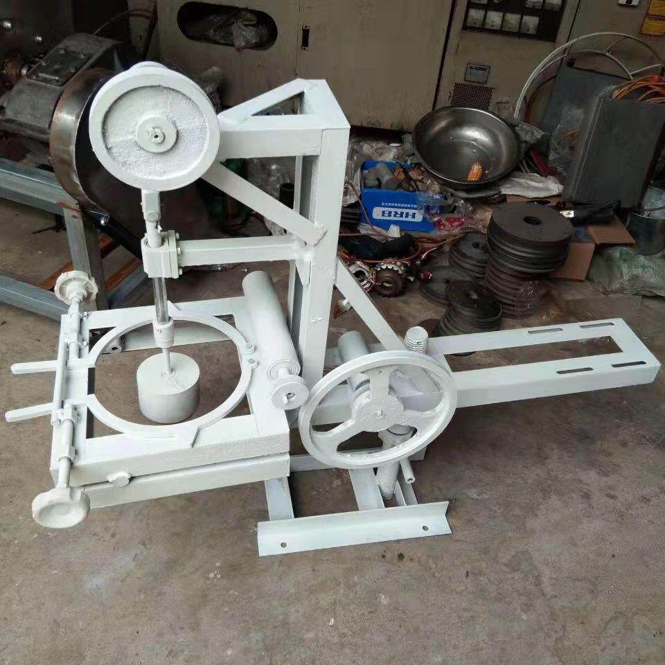 电动仿手工锤瓢粉条机 红苕宽粉加工设备 漏瓢式小型红薯粉条机