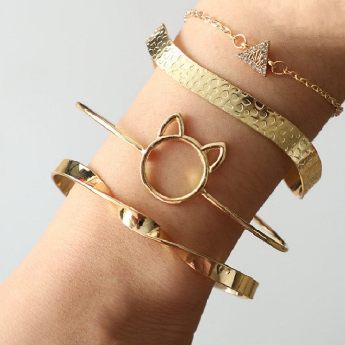 欧美跨境简约风手链女三角形镶钻可爱猫咪金属手镯手饰套装
