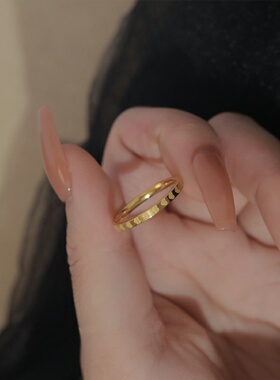 满圈爱心钛钢戒指女高级感食指指环时尚韩版闺蜜网红爆款不掉色