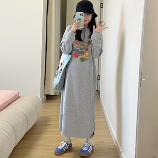 不显怀连帽长袖 孕妇秋装 韩版 新款 卫衣裙子 宽松休闲连衣裙过膝长款