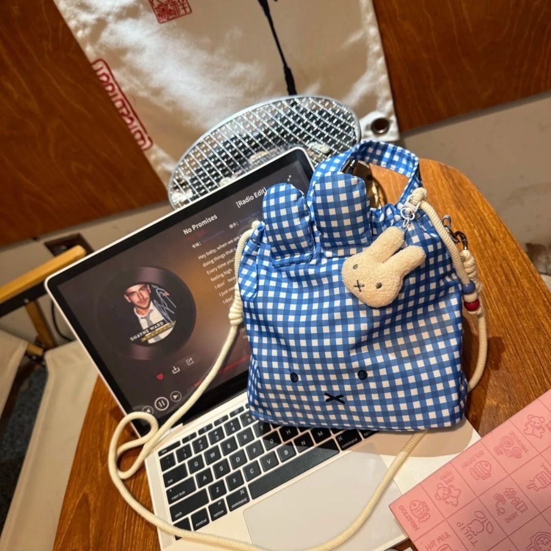 2026新款米菲卡通格子可爱活力百搭通勤女大学生单肩手提包斜挎,箱包皮具/热销女包/男包,时尚帆布包,淘宝优惠券,粉丝福利购,淘宝优惠卷