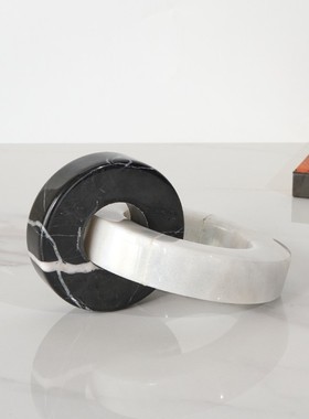 轻奢简约大理石环抽象摆件结婚情侣电视柜茶几创意桌面家居装饰品