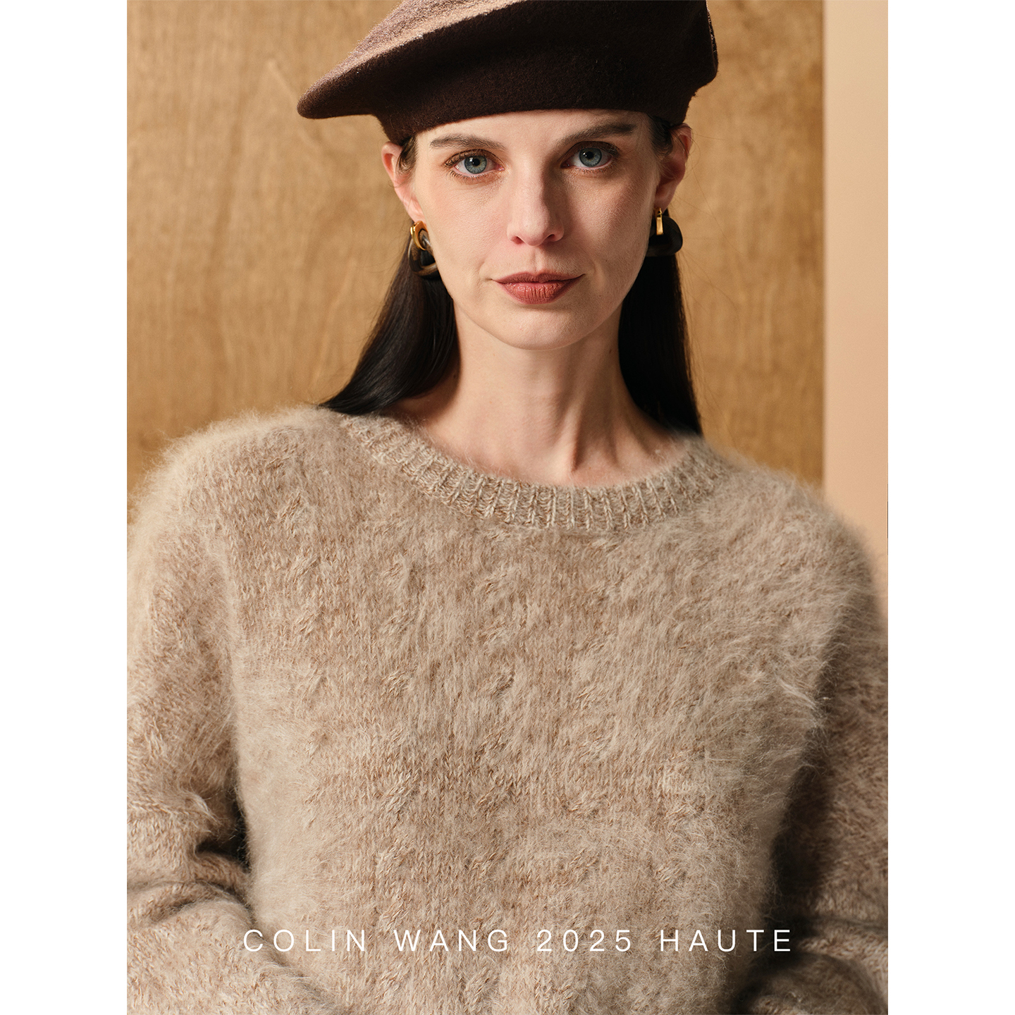 COLINWANG-雪夜晨雾|定纺内蒙山羊绒拉绒绞花慵懒极简圆领针织衫