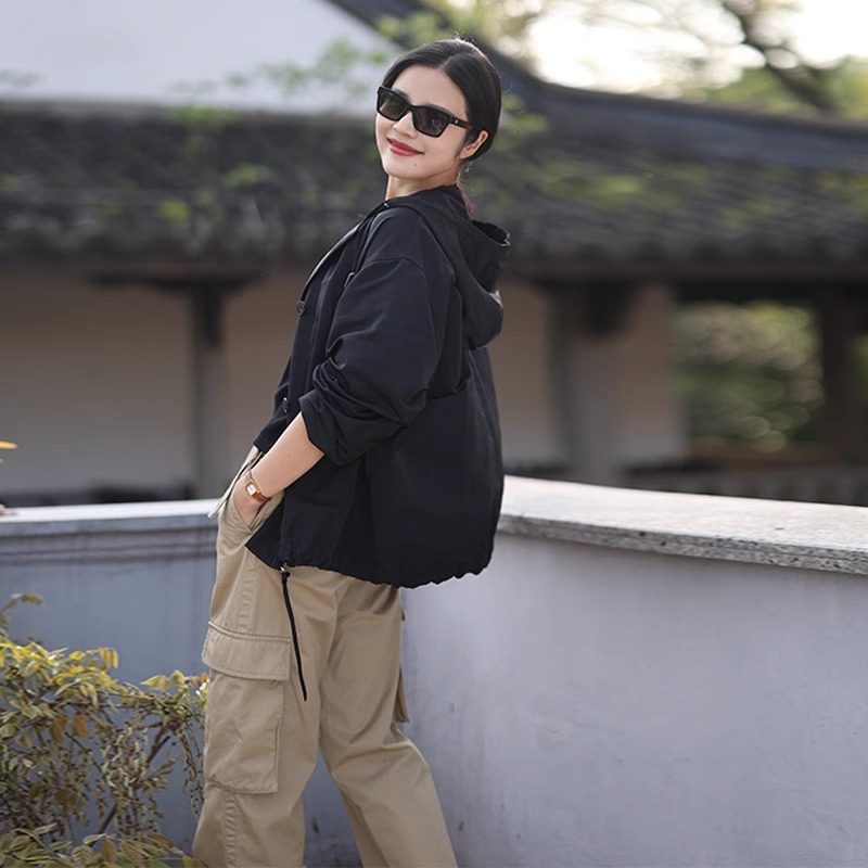 COLIN WANG-'山林奇景'欧洲进口记忆罗缎抗皱户外腰包夹克外套