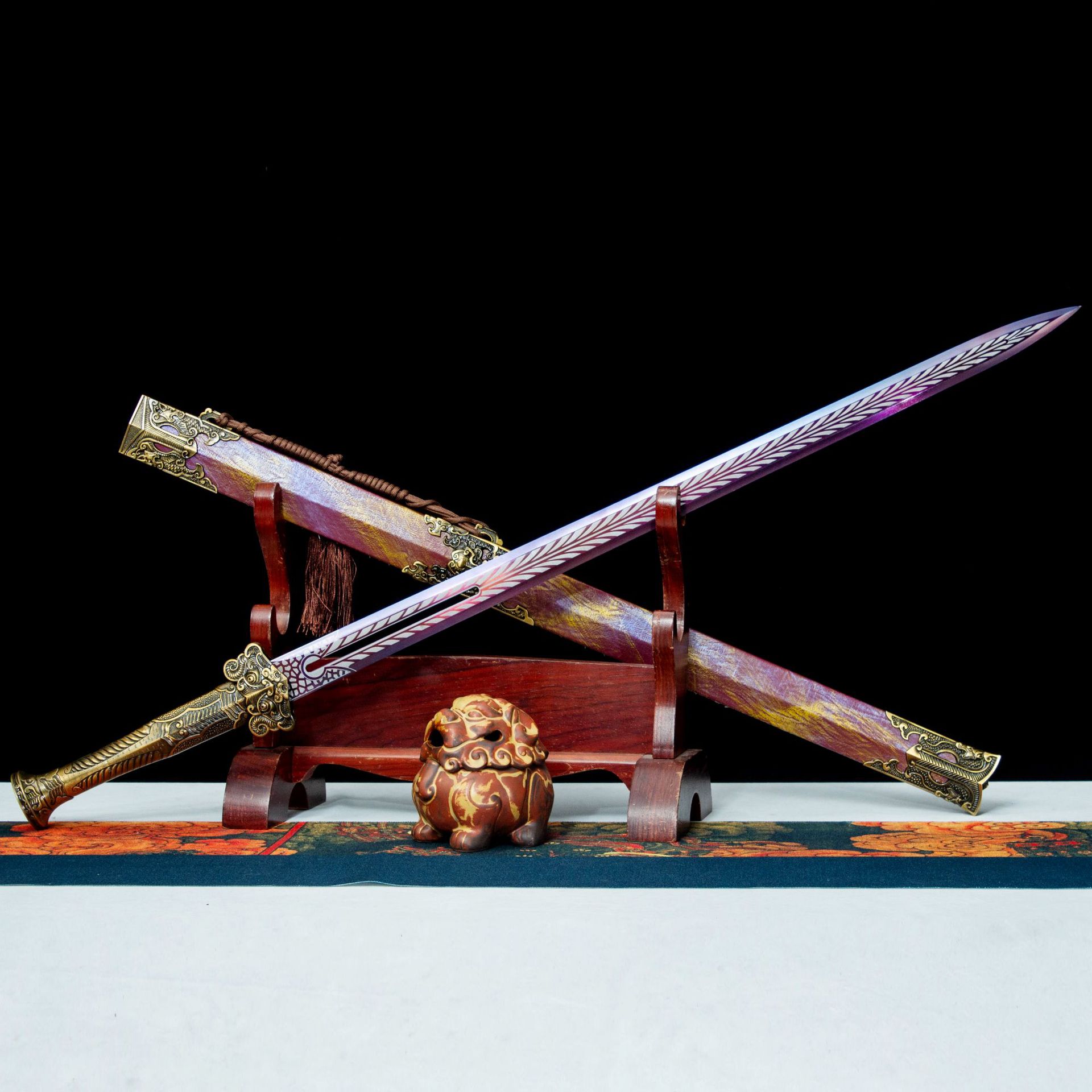 龙泉市刀剑高锰钢烤紫秦王佩剑