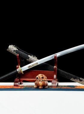 龙泉市刀剑手工锻打一体绣春刀