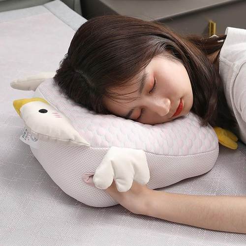 夏天儿童午睡枕头办公室午休枕小学生教室趴睡枕抱枕桌子趴趴枕